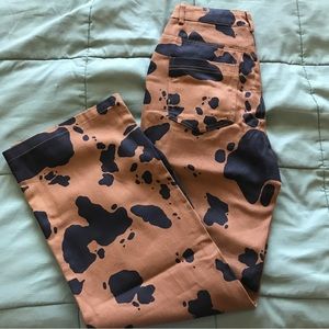 Brow cow print jeans size small